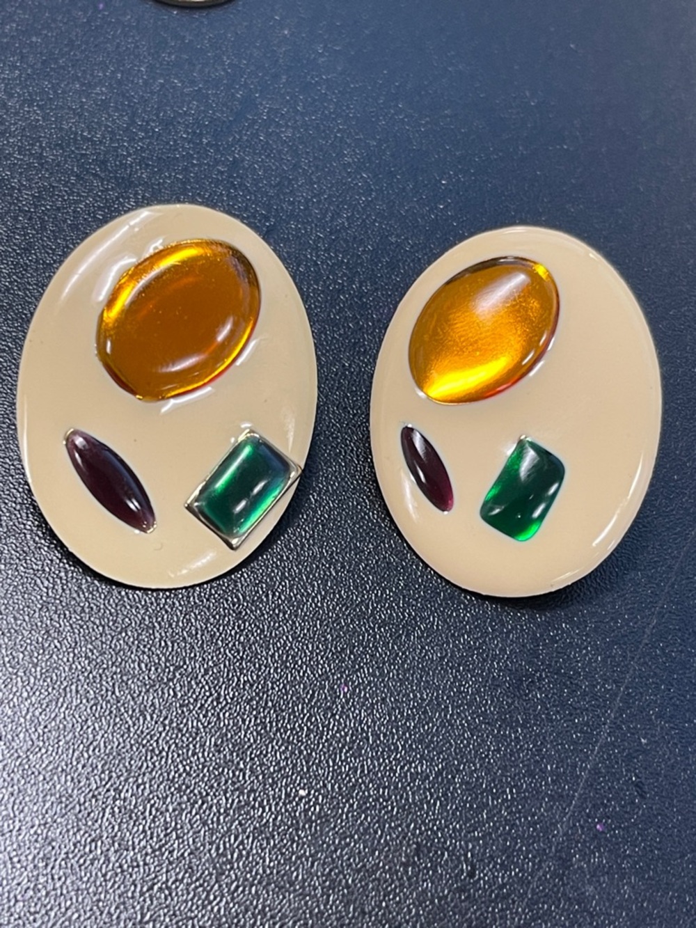 Vintage-Inspired Beige Oval Earrings with Amber & Emerald Cabochons- D4